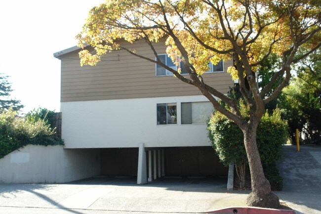 1640 Hearst Ave in Berkeley, CA - Building Photo - Building Photo