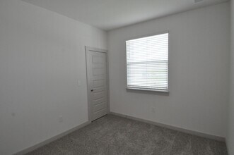 2125 Alamo Heights Ave in Austin, TX - Building Photo - Building Photo