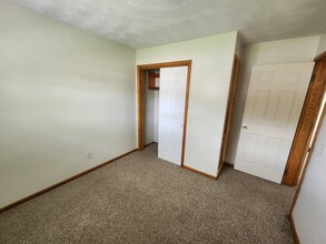 7637 Bermuda St NW in Massillon, OH - Building Photo - Building Photo
