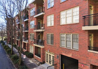 273 12th St NE in Atlanta, GA - Foto de edificio - Building Photo