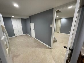 216 Carnation Ct in Pikesville, MD - Building Photo - Building Photo