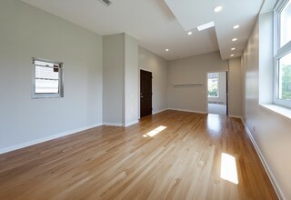 4106 S Lake Park Ave, Unit 2 in Chicago, IL - Foto de edificio - Building Photo