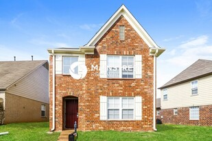 10186 Sterling Ridge Dr in Cordova, TN - Building Photo