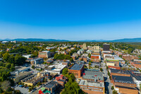 White Star Flats in Lynchburg, VA - Foto de edificio - Building Photo