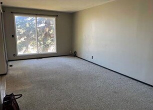 4813-4854 54 St in Olds, AB - Building Photo - Building Photo