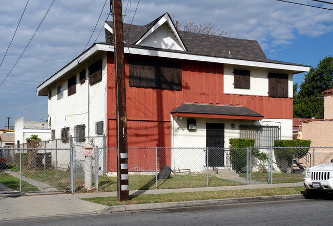 915 S Osage Ave in Inglewood, CA - Building Photo - Building Photo