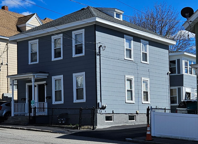 111 3rd St