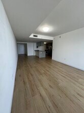 255 NE 14th St, Unit B1 in Miami, FL - Building Photo - Building Photo