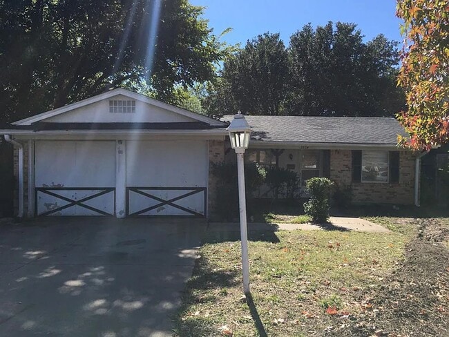 property at 2604 Timberlake Dr