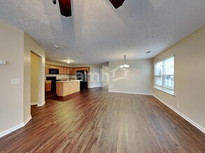 313 School House Ct in Nashville, TN - Foto de edificio - Building Photo