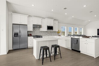 27711 Seascape Vlg Dr in Katy, TX - Building Photo - Building Photo