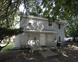 11 Pearsall Ave Apartments