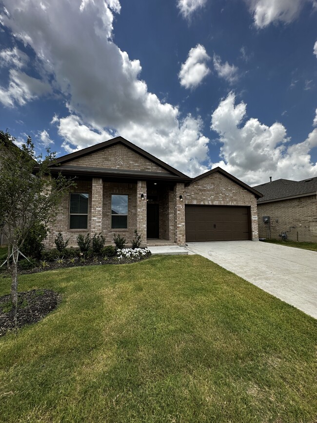 2244 Dyre Dr in Haslet, TX - Building Photo - Building Photo