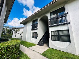 3037 NW 118th Dr in Coral Springs, FL - Building Photo