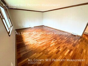 7068 Clingan Rd in Youngstown, OH - Building Photo - Building Photo
