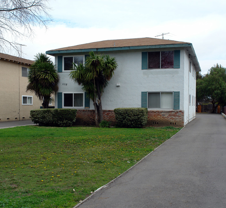 1115 Ayala Dr in Sunnyvale, CA - Building Photo