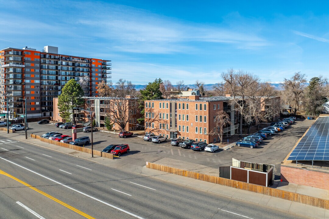 Boulevard Park Apartments in Denver, CO - Building Photo