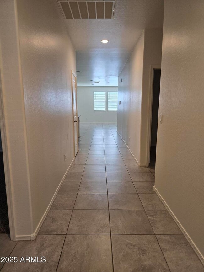 1127 West Sand Canyon Court in Casa Grande, AZ - Building Photo - Building Photo