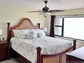 9490 S Ocean Dr, Unit 912 in Jensen Beach, FL - Building Photo - Building Photo
