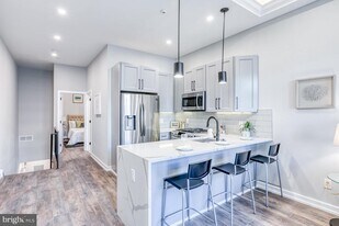 2026 Spring Garden St in Philadelphia, PA - Building Photo