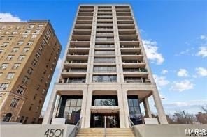 property at 4501 Lindell Blvd