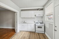 903 N Kenwood Ave photo'