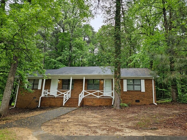 property at 1634 Nutmeg St