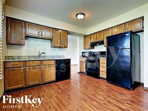 6048 White Birch Ln in Matteson, IL - Building Photo - Building Photo