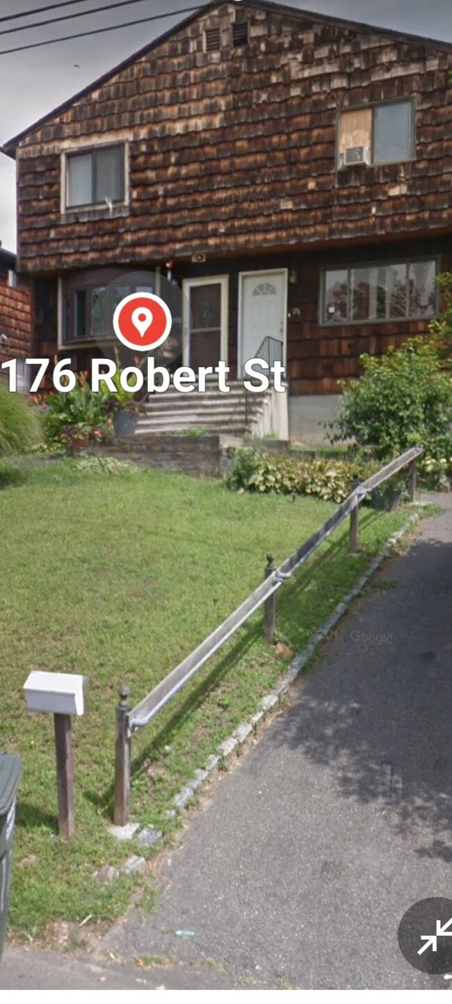 property at 176 Robert St