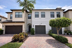 2394 Post St in Palm Springs, FL - Building Photo