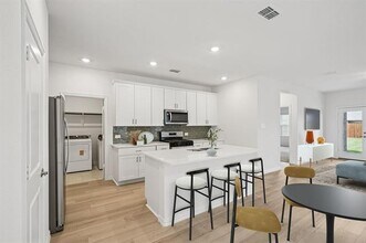 806 Leavenworth Dr in McKinney, TX - Building Photo - Building Photo