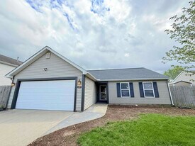 1327 Roundtable Dr in West Lafayette, IN - Building Photo