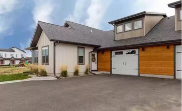 3188 Fen Way-Unit -B in Bozeman, MT - Building Photo - Building Photo