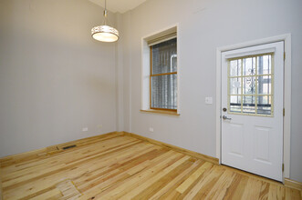 1365 N Leavitt St, Unit 1 in Chicago, IL - Building Photo - Building Photo