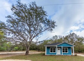 7164 SE 81st Pl in Trenton, FL - Building Photo
