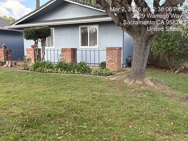 2529 Warrego Way in Sacramento, CA - Building Photo - Building Photo