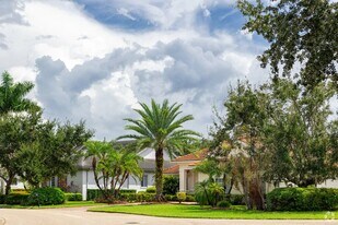 3210 Cottonwood Bend in Ft. Myers, FL - Building Photo
