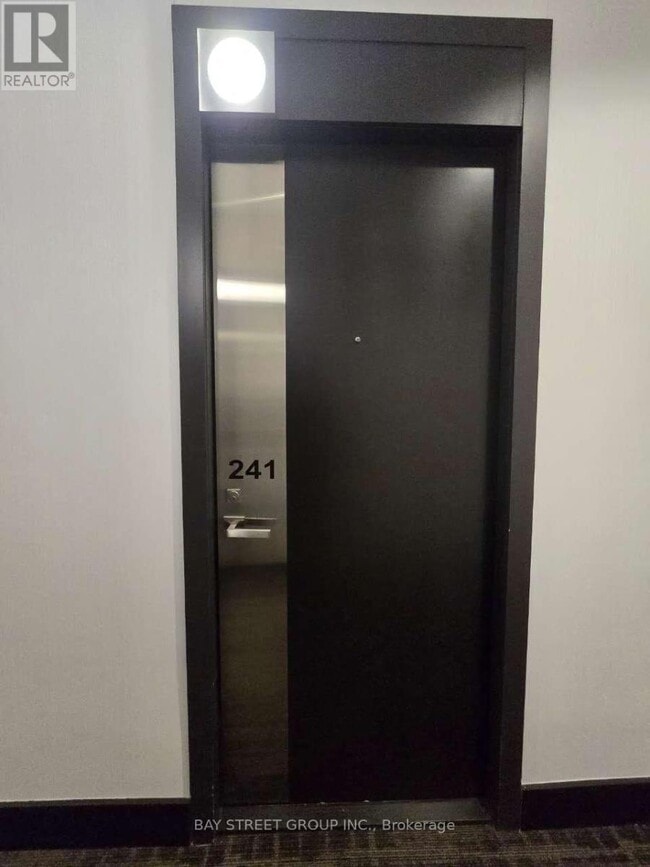 property at 9471 Yonge St