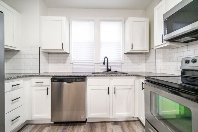 210 Brehl Ave in Columbus, OH - Building Photo - Building Photo