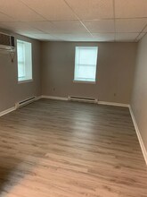 252 W 2nd St in Waynesboro, PA - Building Photo - Building Photo