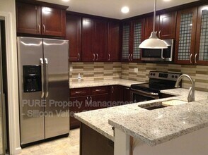 2220 Almaden Rd in San Jose, CA - Building Photo - Building Photo