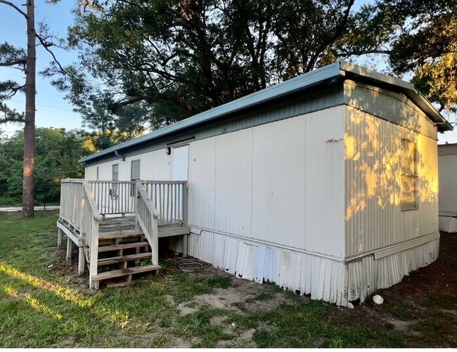 property at 1125 S Christiana Ave