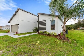 1057 Sabine Pl in Poinciana, FL - Building Photo - Building Photo
