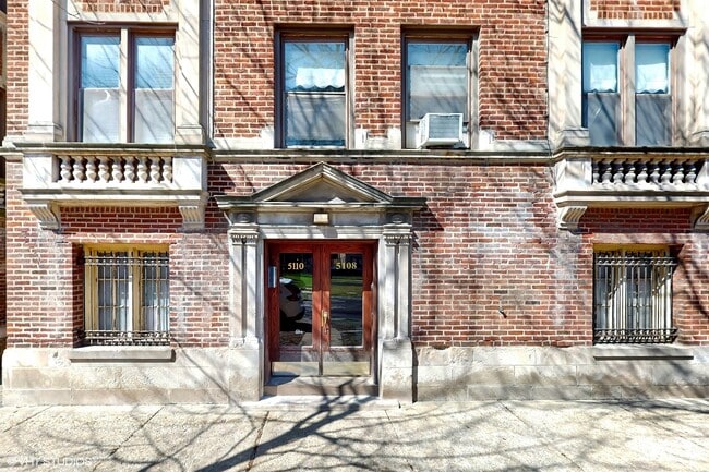 property at 5110 S Woodlawn Ave