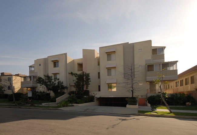 The Michigan Apartments in Pasadena, CA - Building Photo - Building Photo