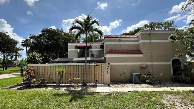 4260 Village Dr in Delray Beach, FL - Building Photo - Building Photo