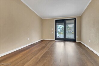 5214 Treetops Dr in Naples, FL - Building Photo - Building Photo