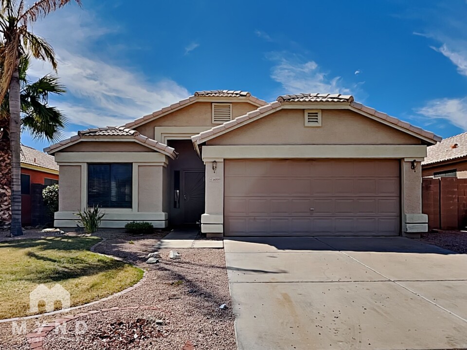 16000 N 86th Ln in Peoria, AZ - Building Photo