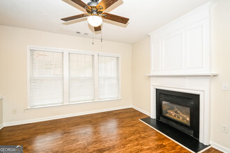 1502 Korona Ct in Woodstock, GA - Building Photo - Building Photo
