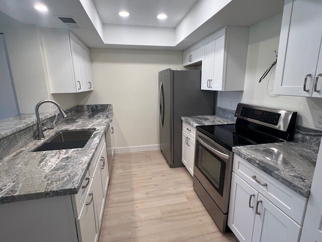 2146 W Isabella Ave, Unit 134 in Mesa, AZ - Building Photo - Building Photo